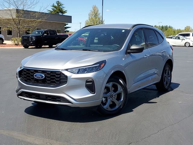 Certified 2024 Ford Escape ST-Line w/ Tech Pack #1 AWD/4WD image 37