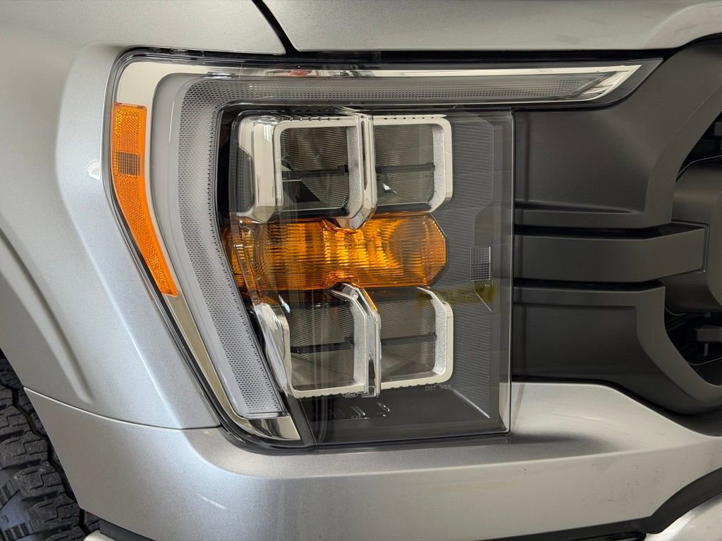 Used 2023 Ford F150 XLT w/ Equipment Group 302A High AWD/4WD image 18