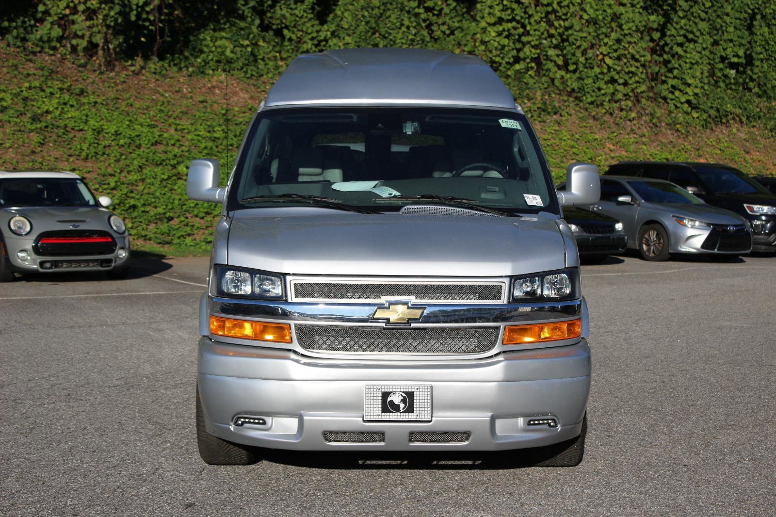 New 2025 Chevrolet Express 2500 RWD 2500 155 w/ Driver Convenience Package image 2