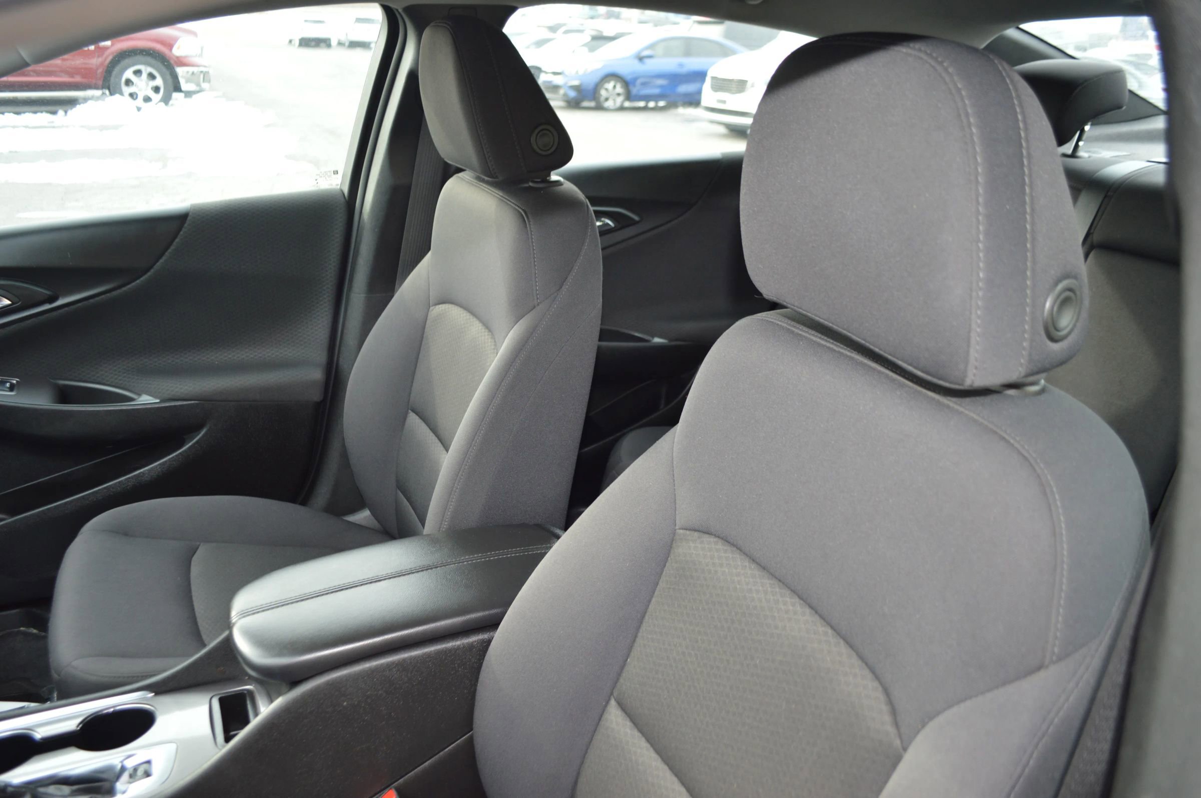 Used 2022 Chevrolet Malibu LT image 9