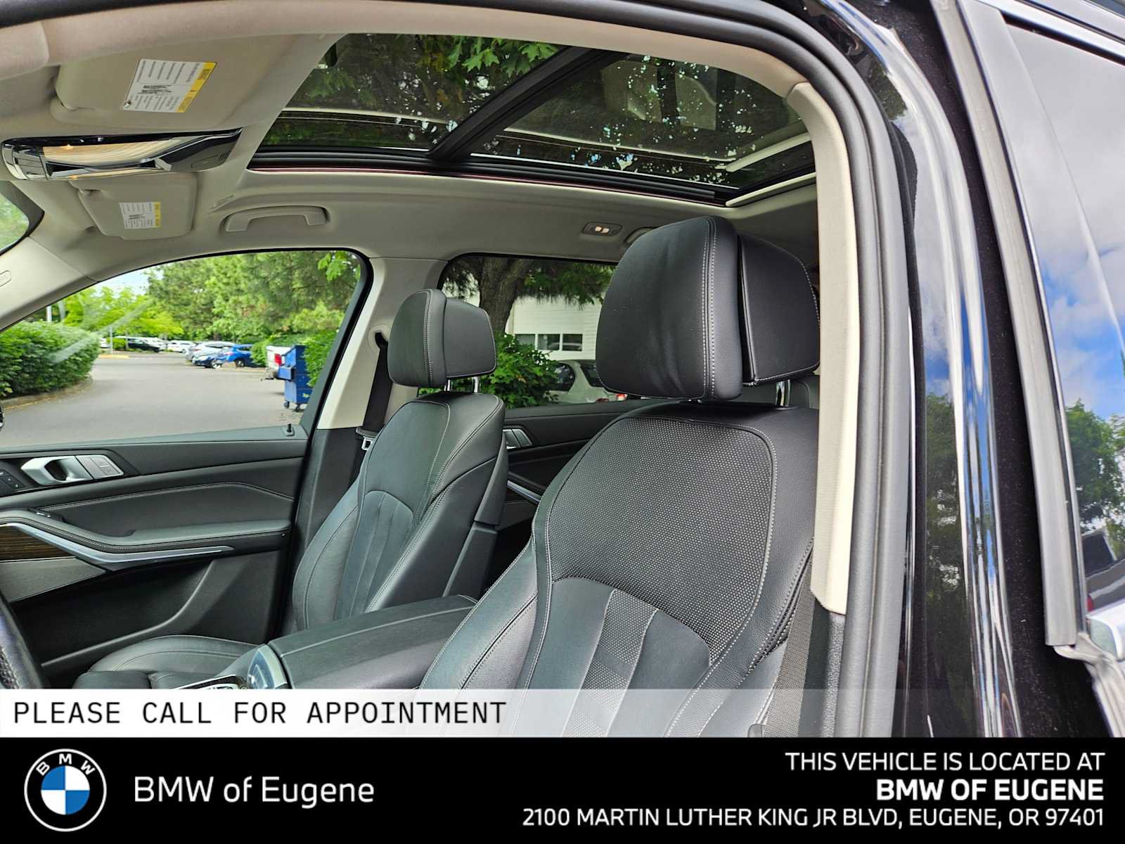 Used 2019 BMW X7 xDrive50i w/ Cold Weather Package AWD/4WD image 25