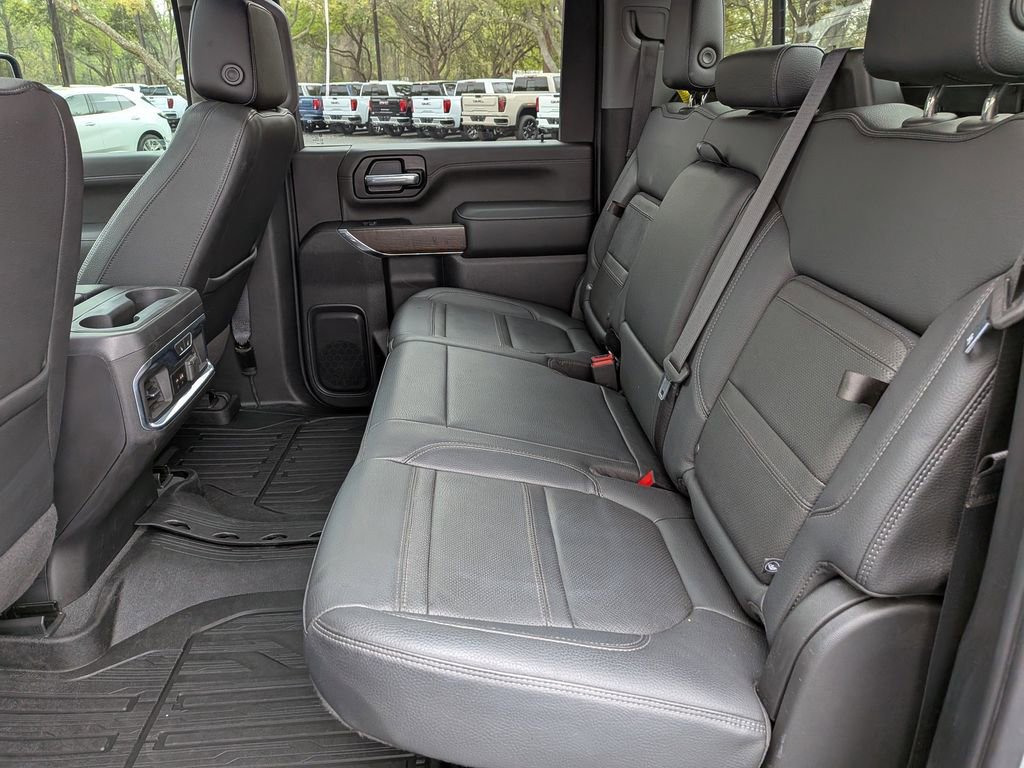 Used 2023 GMC Sierra 3500 Denali w/ Denali Ultimate Package image 13