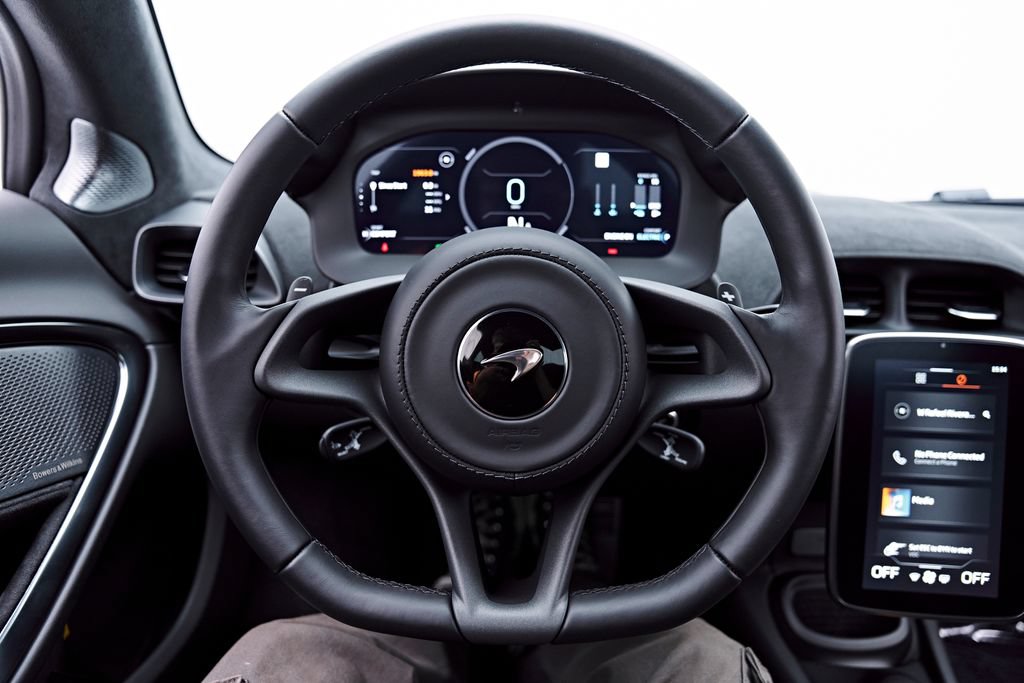 Used 2026 McLaren Artura RWD image 68