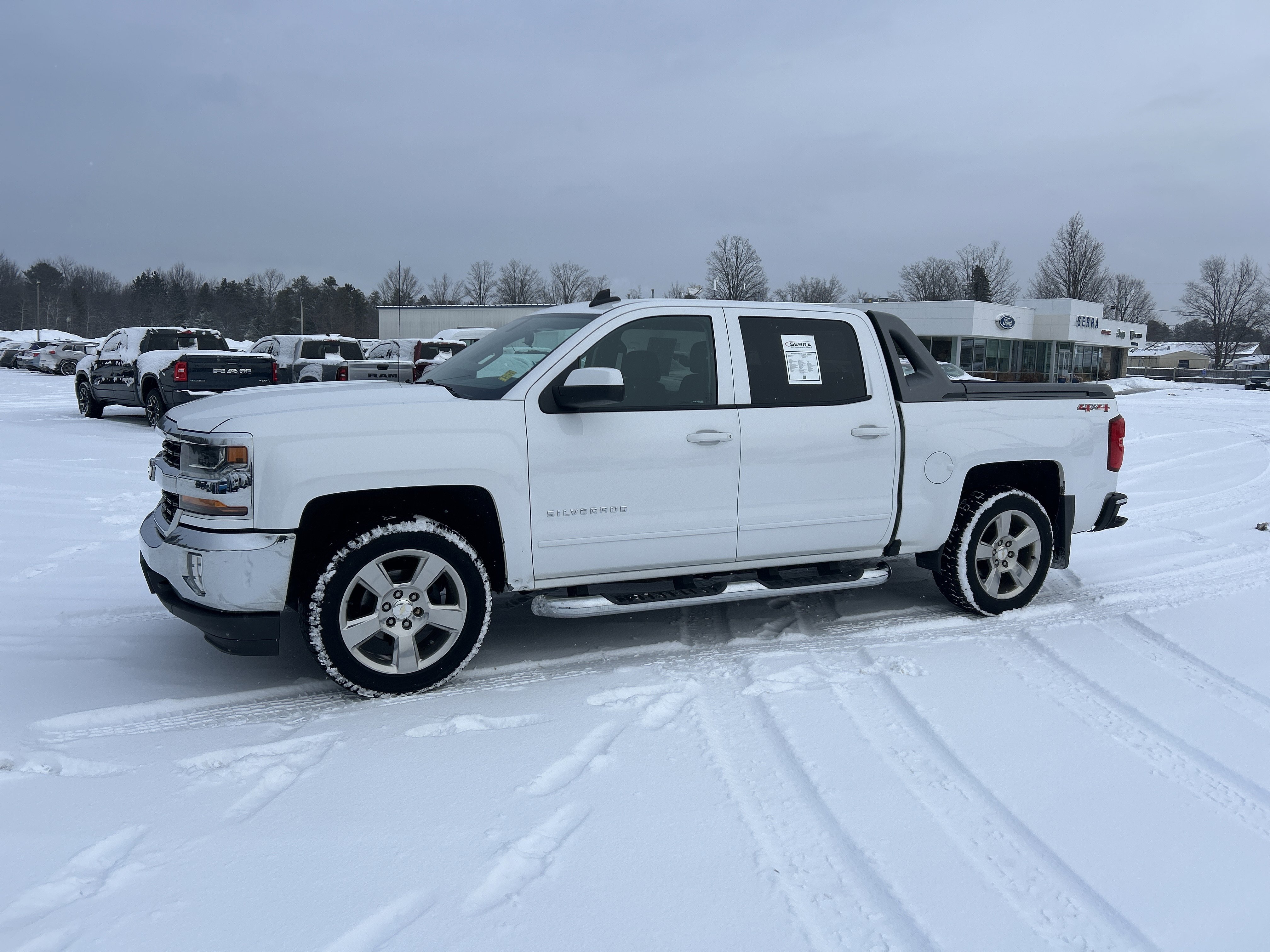 Used 2017 Chevrolet Silverado 1500 LT image 7