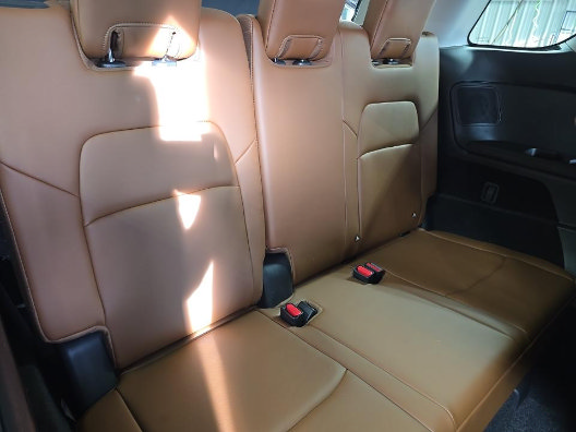 Used 2025 Nissan Pathfinder Platinum w/ Cargo Package FWD image 8