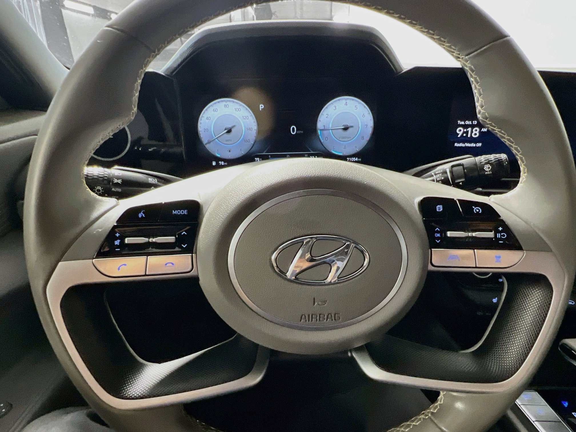 Used 2023 Hyundai Elantra SEL w/ Convenience Package FWD image 18