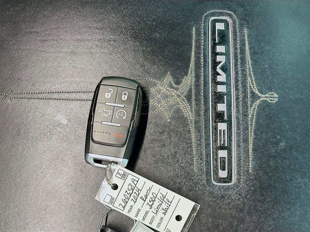 Used 2024 RAM 3500 Limited image 35