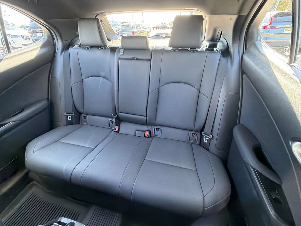 Used 2024 Lexus UX 250h AWD w/ Premium Package image 21