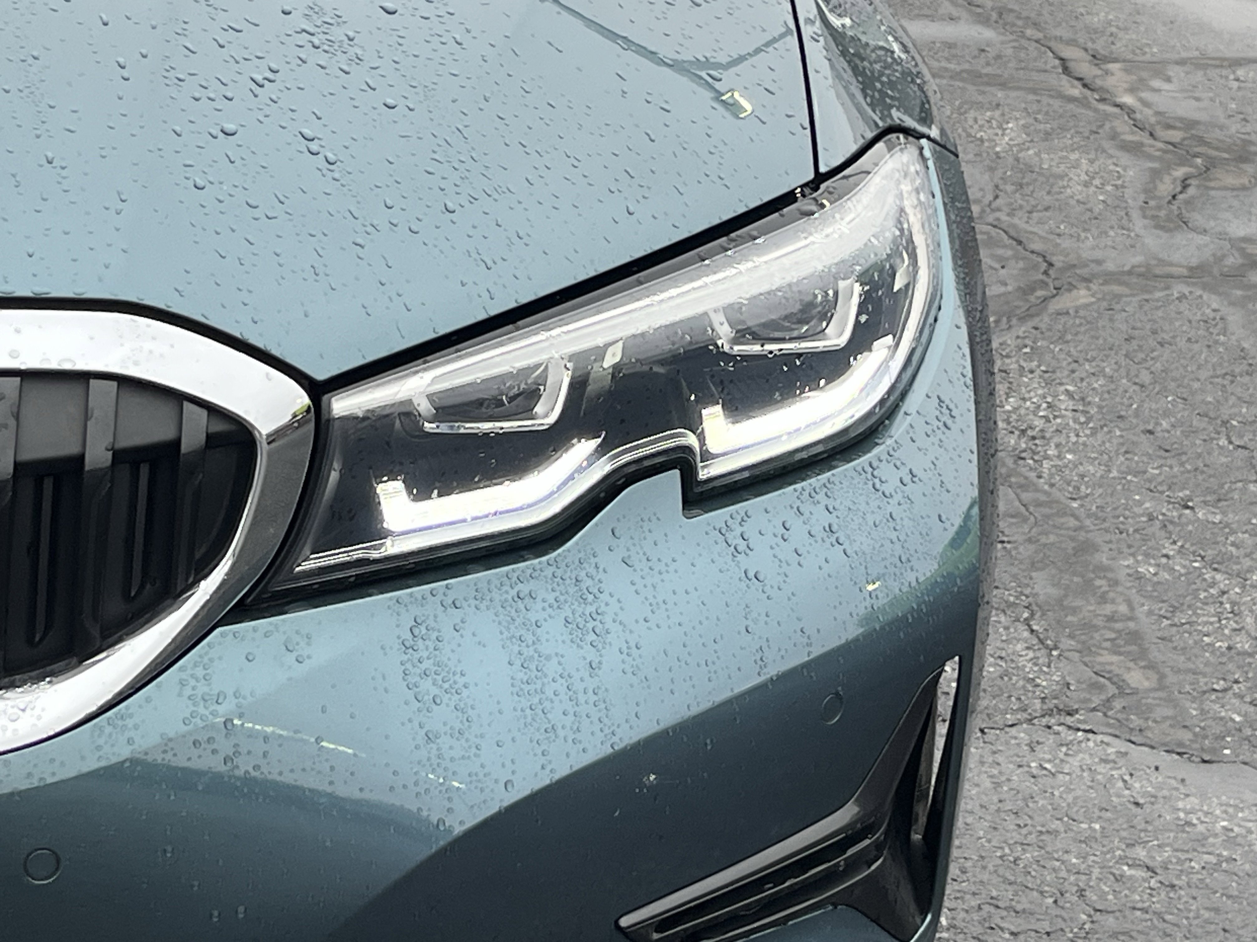 Used 2021 BMW 330i xDrive Sedan w/ Convenience Package image 34