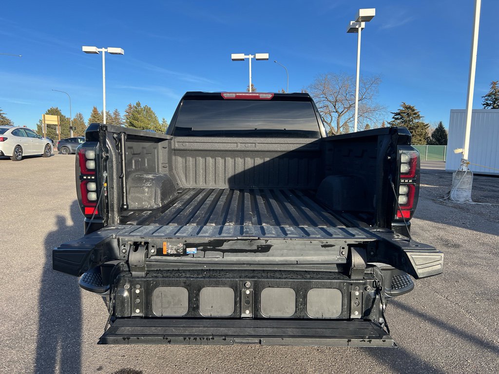 Used 2021 GMC Sierra 1500 SLT w/ Driver Alert Package II image 23