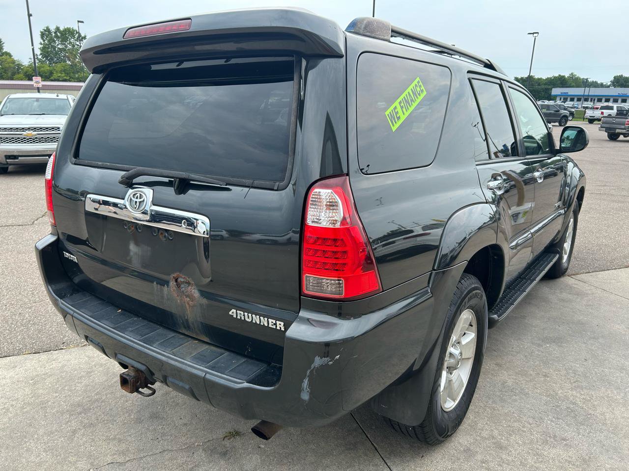 Used 2007 Toyota 4Runner SR5 AWD/4WD image 5
