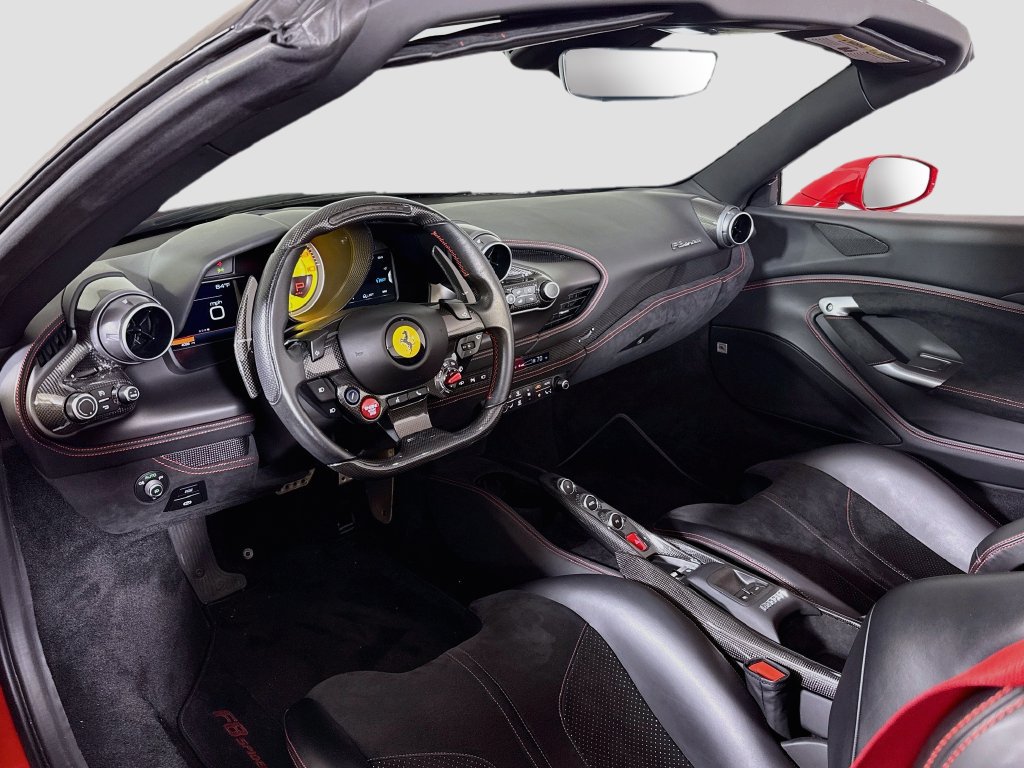 Certified 2022 Ferrari F8 Tributo RWD image 3