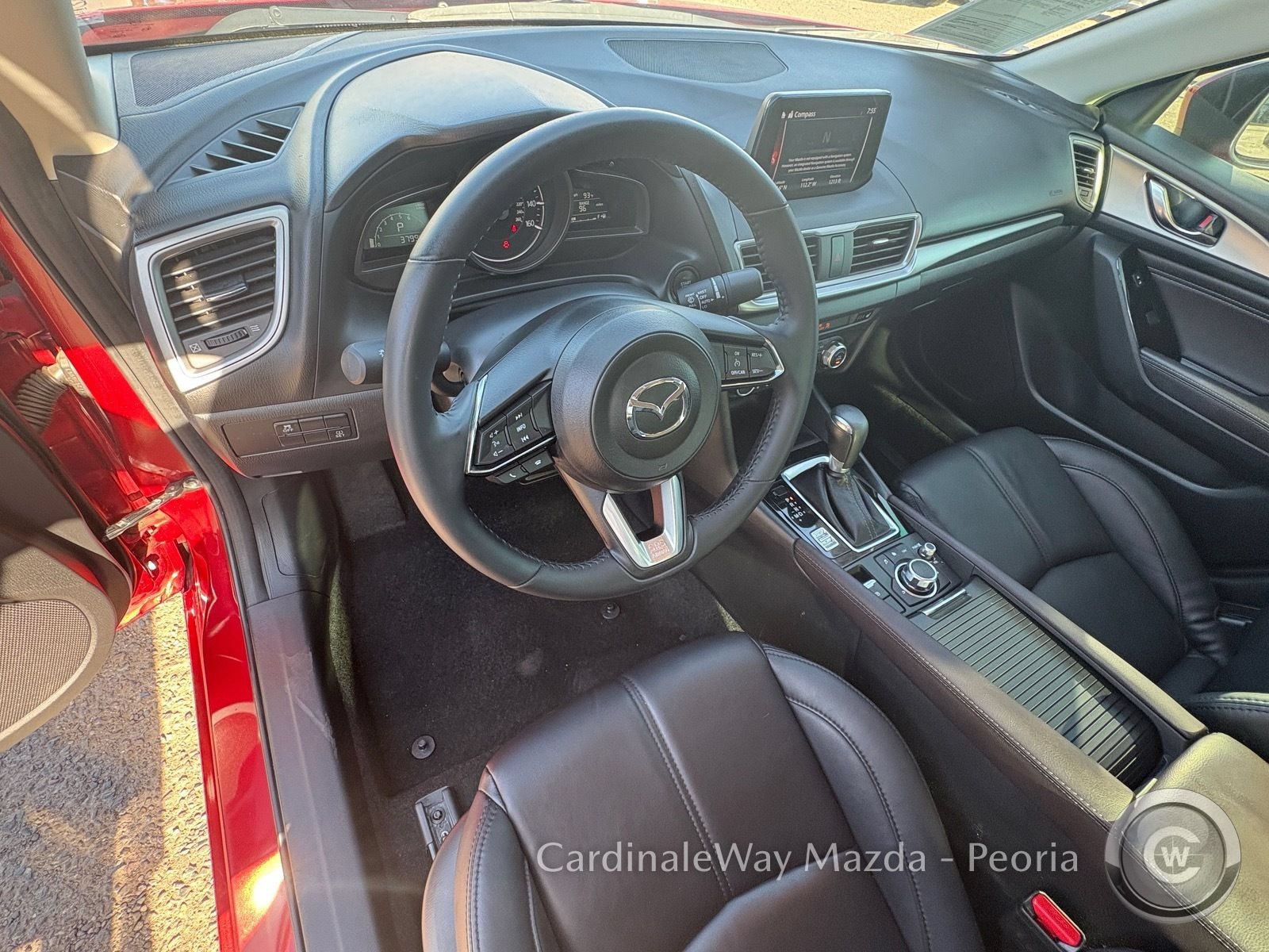 Used 2018 MAZDA MAZDA3 Touring FWD image 17