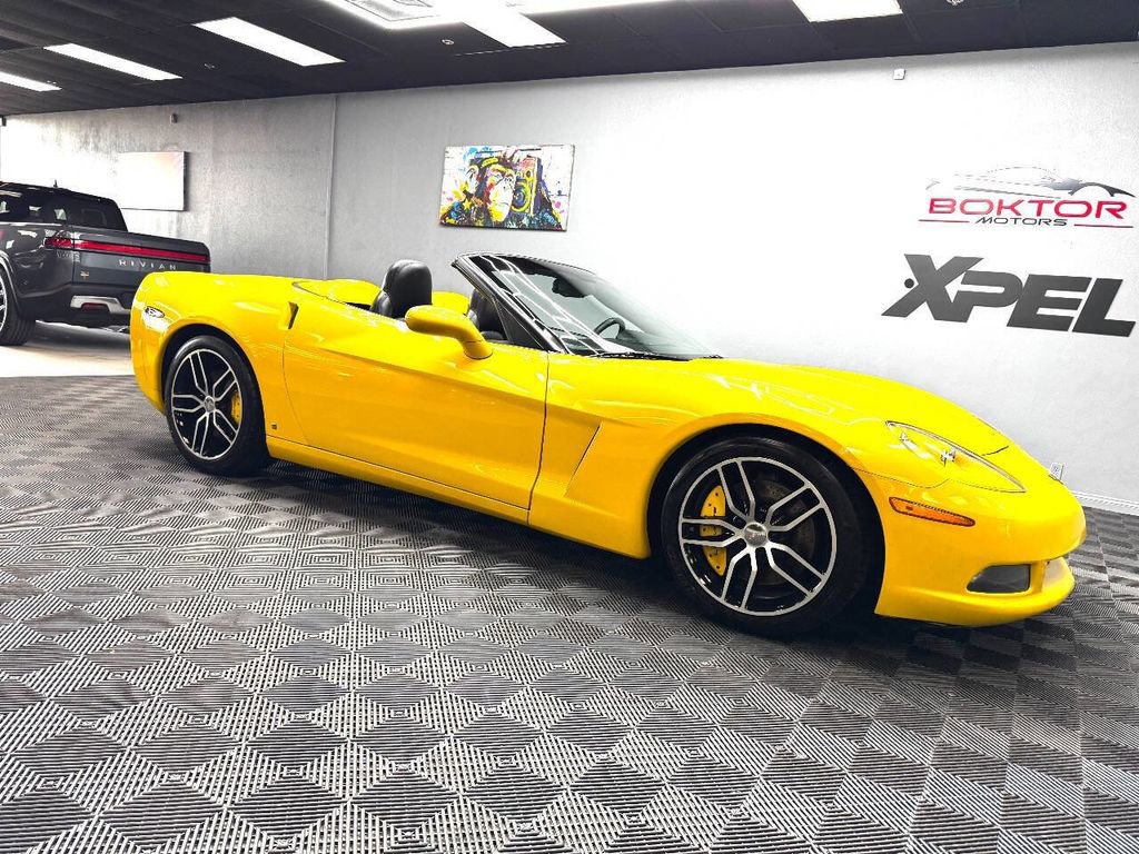 Used 2007 Chevrolet Corvette Convertible w/ Preferred Equipment Group image 3