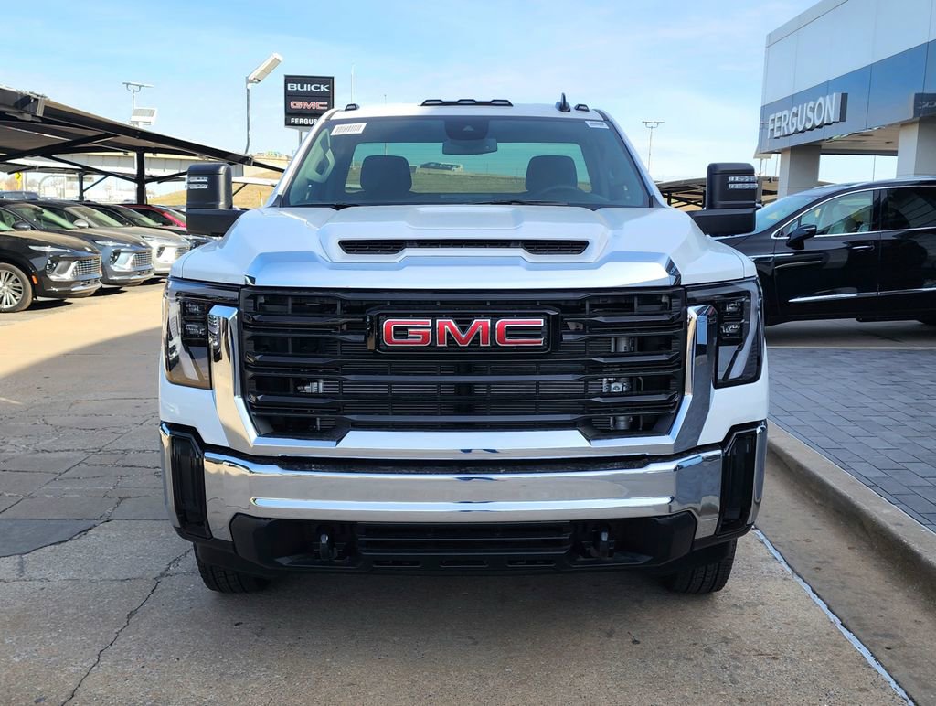 New 2026 GMC Sierra 3500 Pro w/ Convenience Package image 8