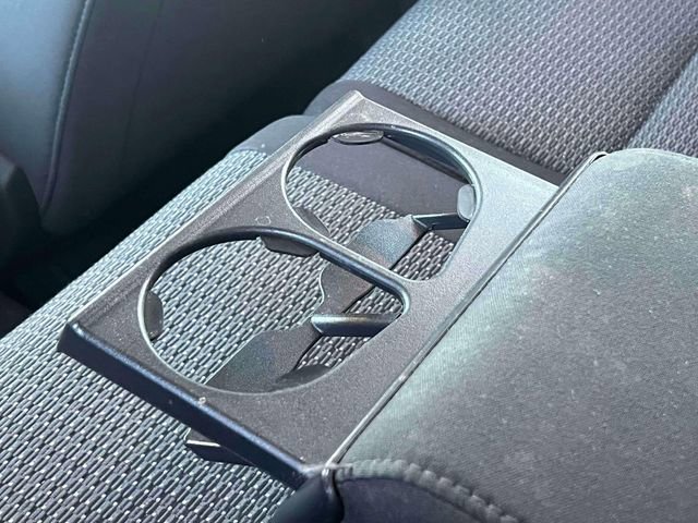 Used 2010 Jeep Commander Sport image 14