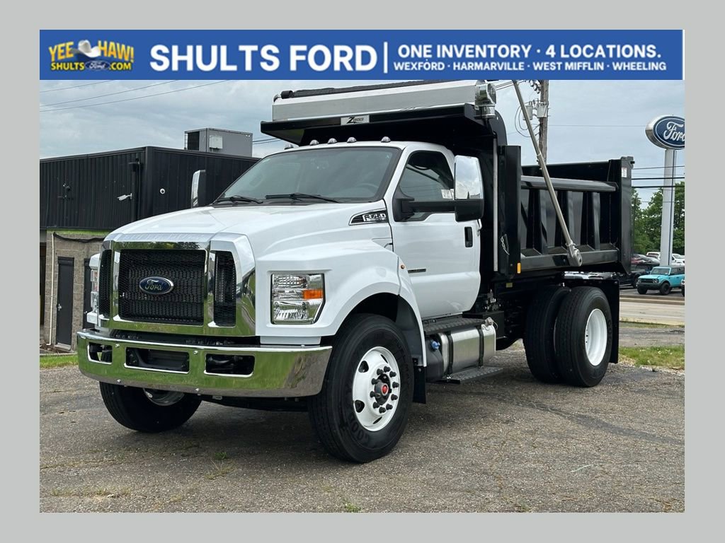 New 2026 Ford F750 2WD Regular Cab Super Duty image 1