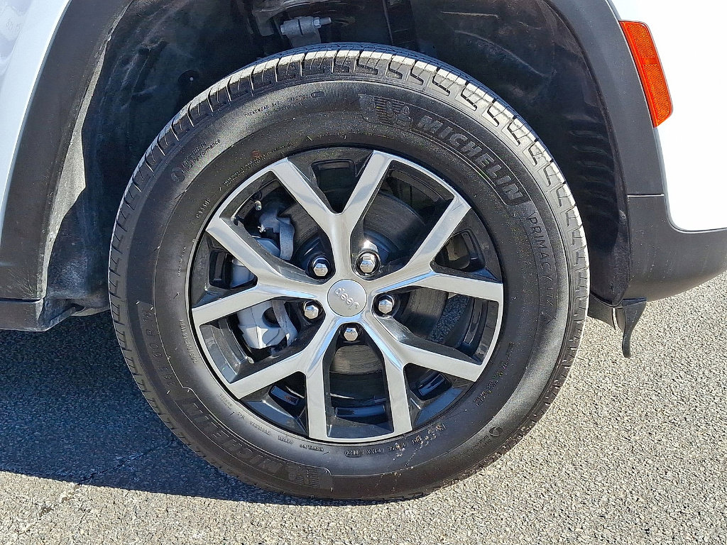 Certified 2024 Jeep Grand Cherokee Limited image 27