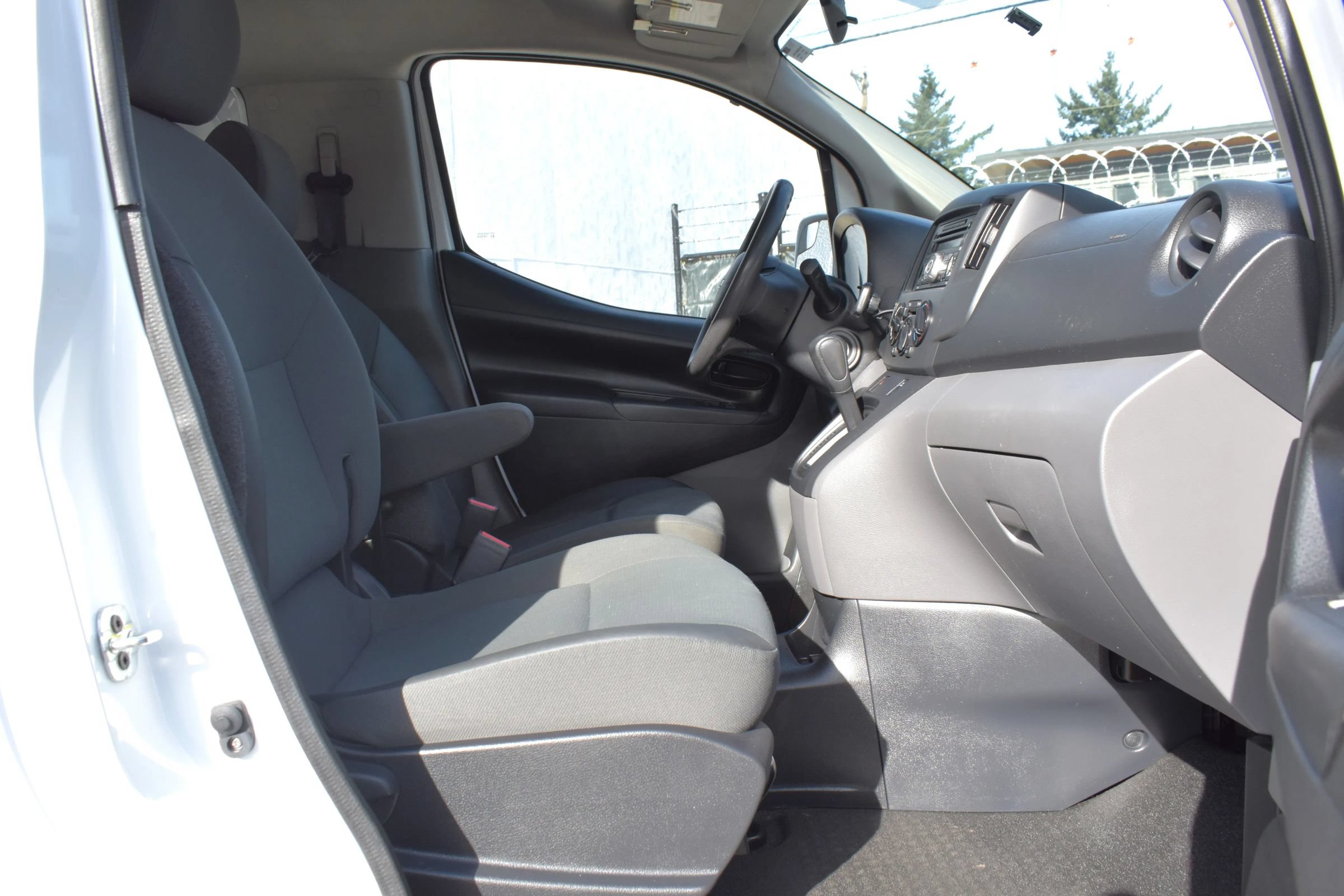 Used 2017 Chevrolet City Express LS w/ Appearance Package FWD image 63