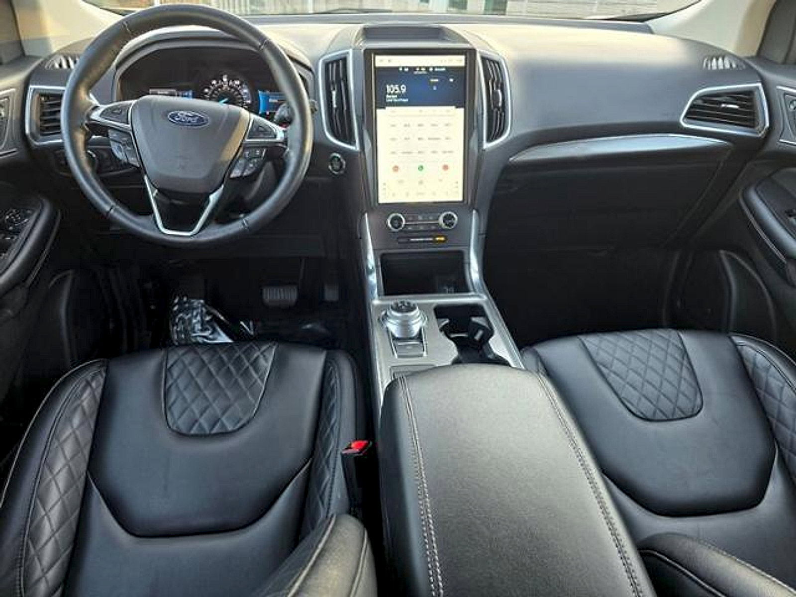 Used 2024 Ford Edge Titanium image 18