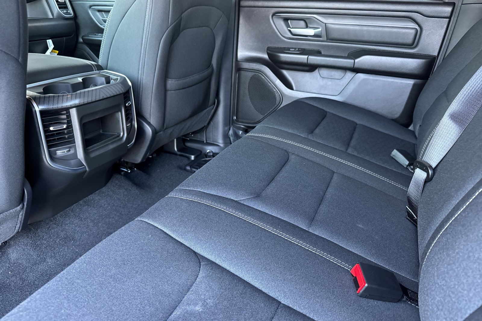 New 2027 RAM 1500 Express AWD/4WD image 11