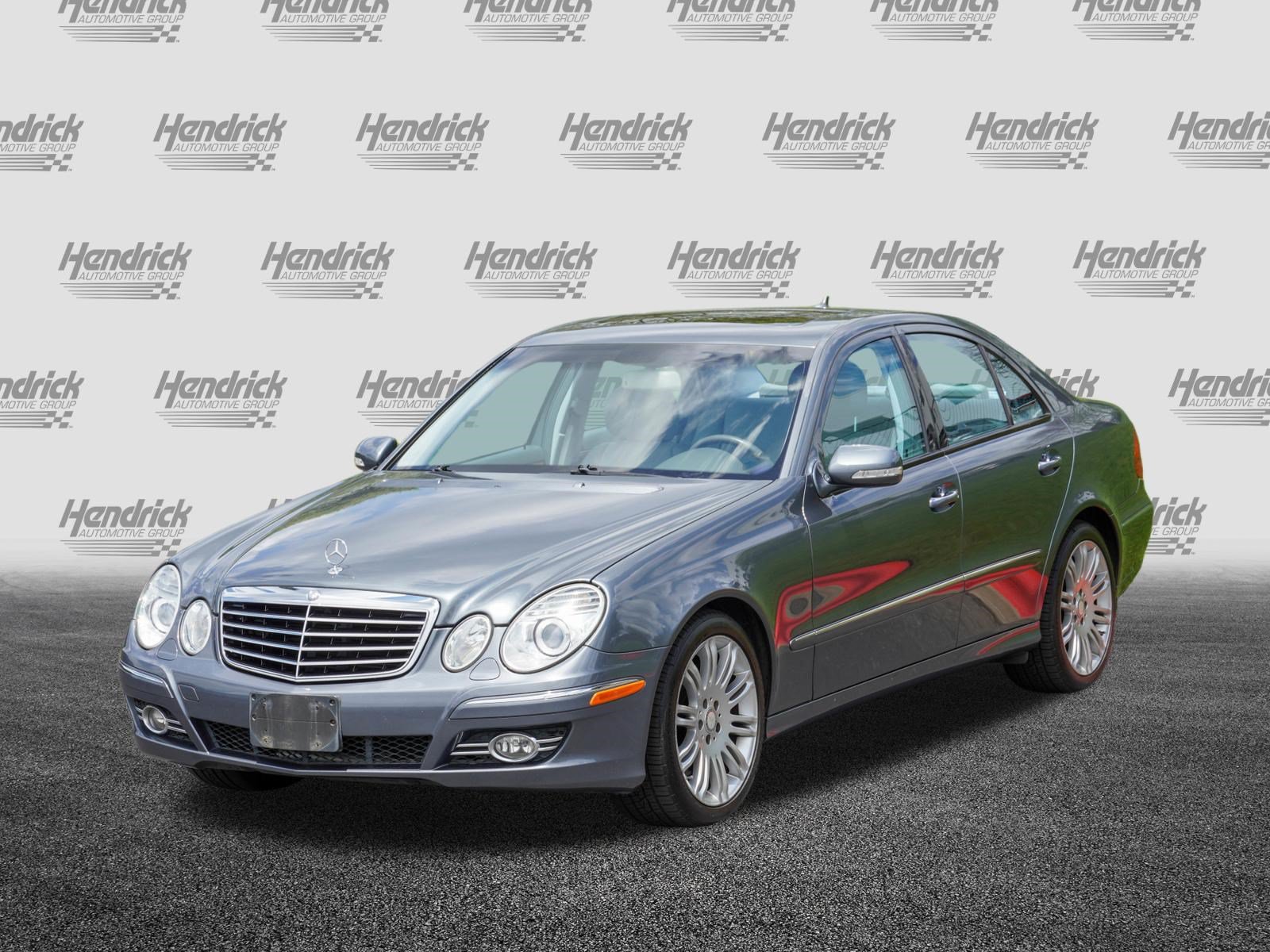 Used 2008 Mercedes-Benz E 350 4MATIC Sedan image 5