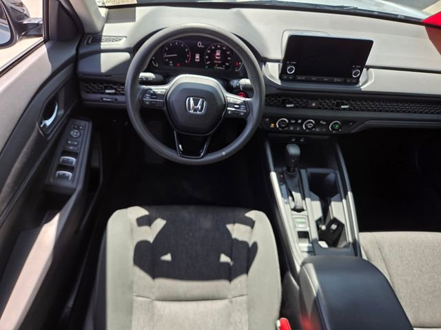 Used 2025 Honda Accord SE image 10