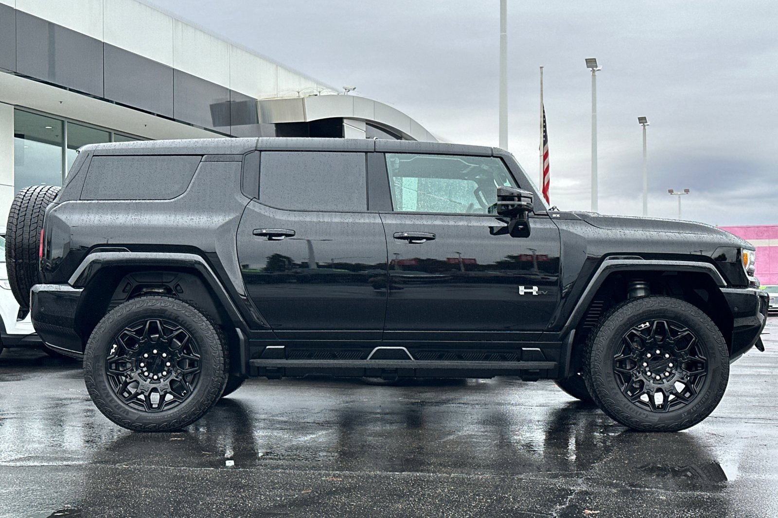 Used 2025 GMC Hummer EV 2X image 3
