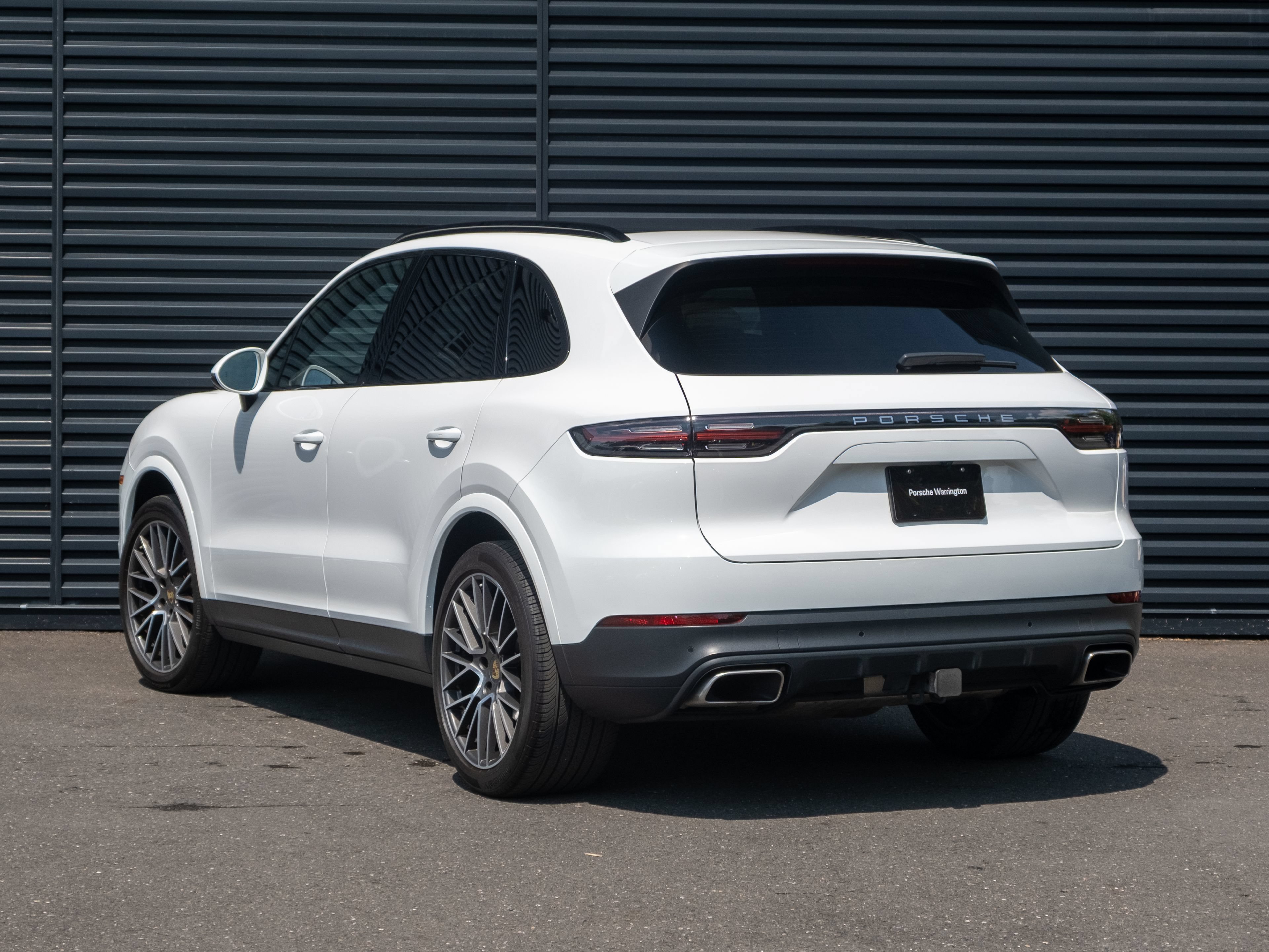 Certified 2023 Porsche Cayenne AWD/4WD image 3