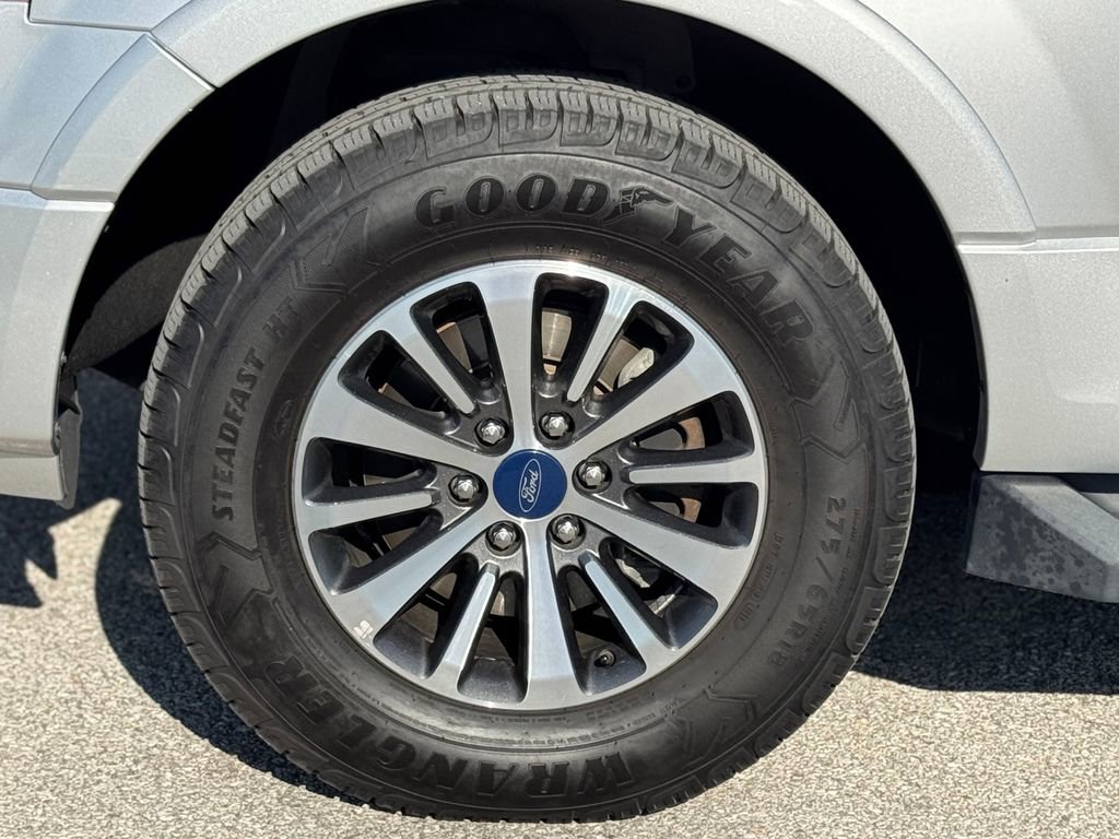 Used 2017 Ford Expedition XLT w/ Equipment Group 202A image 38