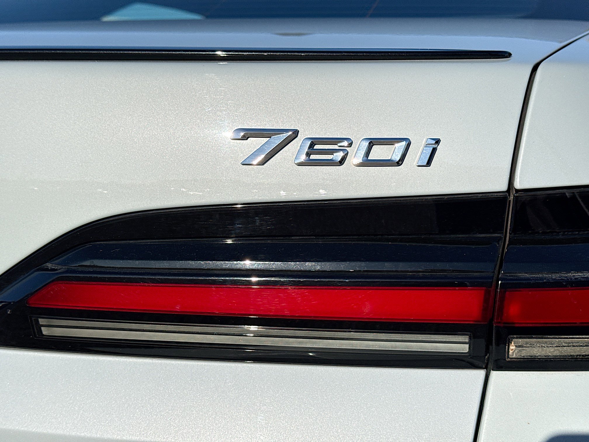 Used 2023 BMW 760i xDrive w/ Executive Package image 11