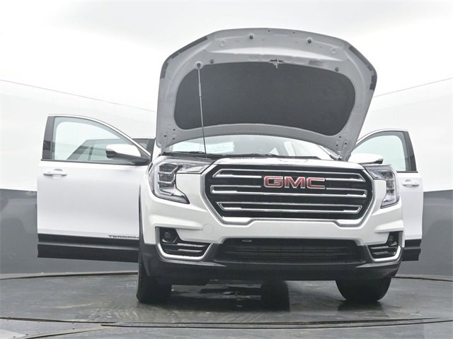 Used 2023 GMC Terrain SLT w/ LPO, Floor Liner Package image 58