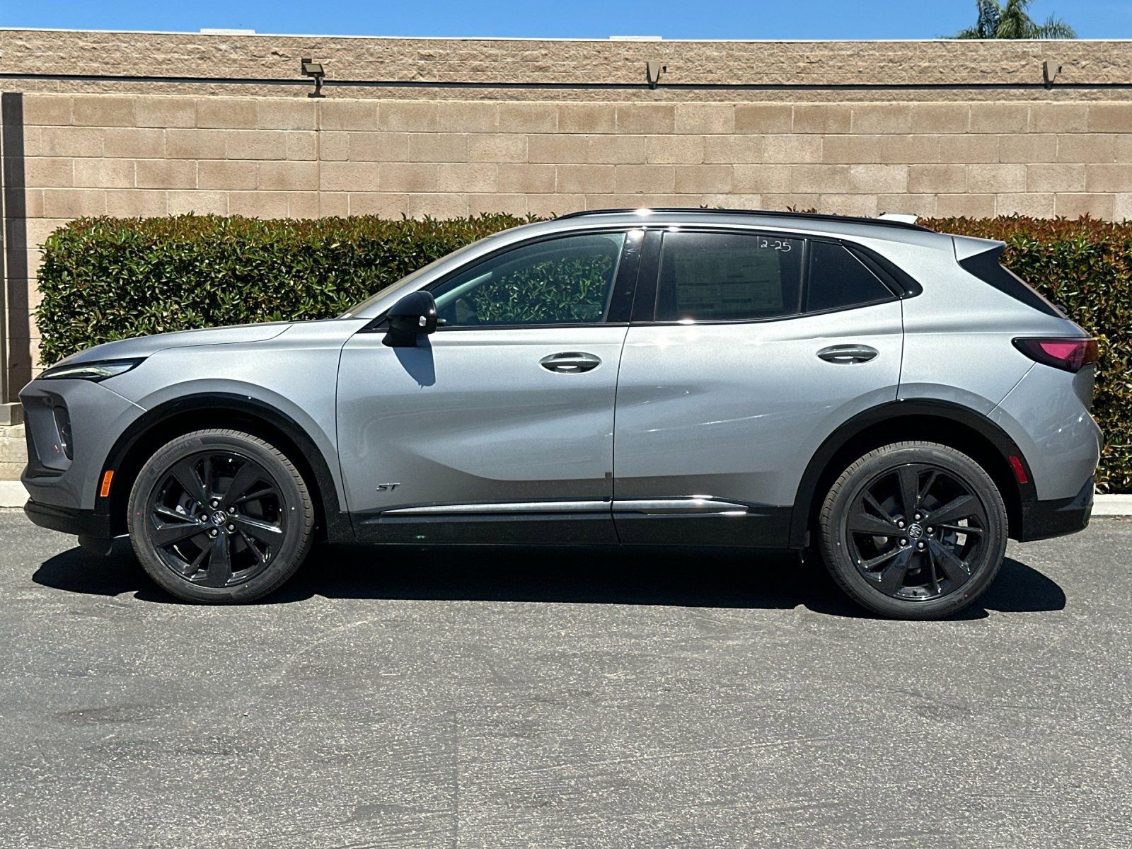 New 2026 Buick Envision Sport Touring image 7