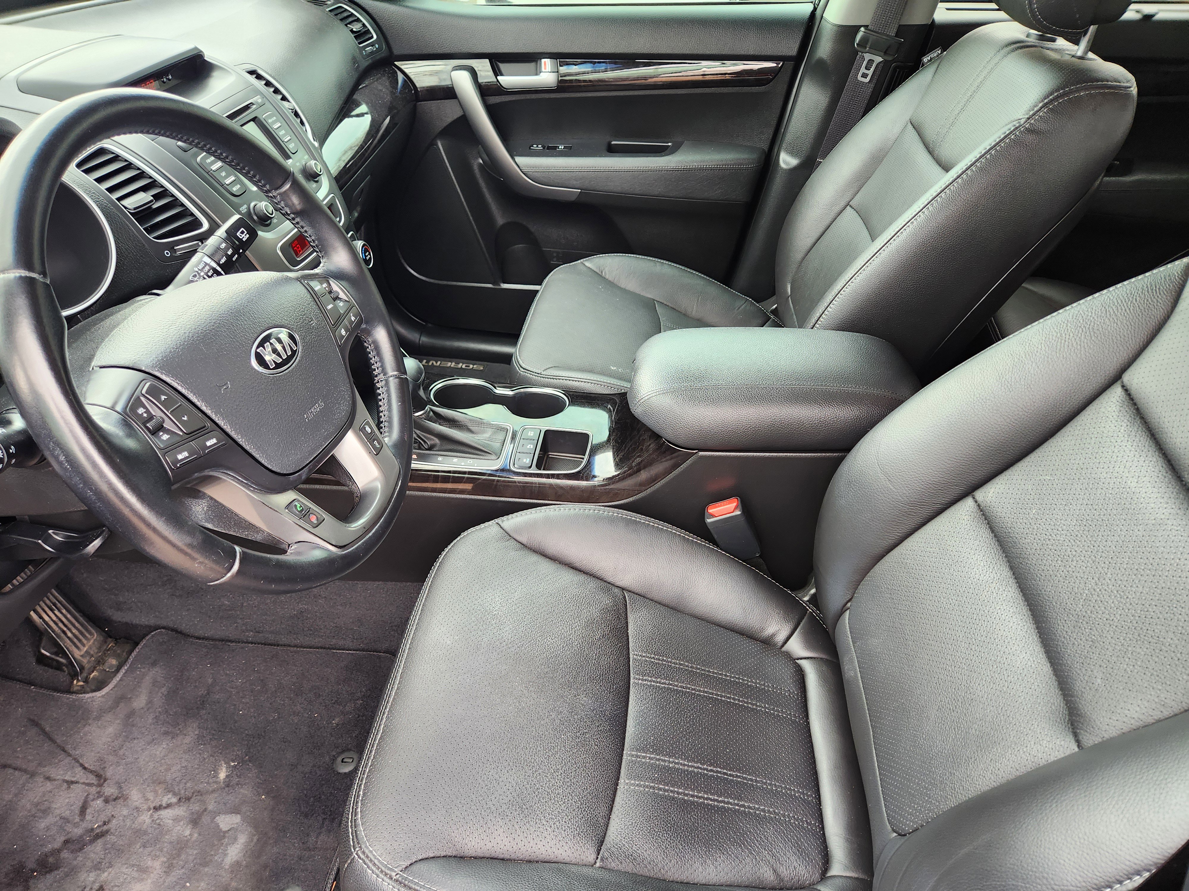 Used 2015 Kia Sorento EX image 7
