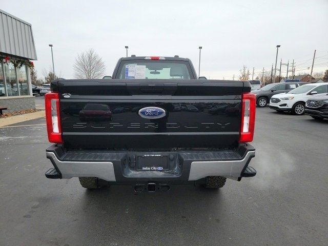 Used 2023 Ford F350 XL w/ Snow Plow Prep Package image 9