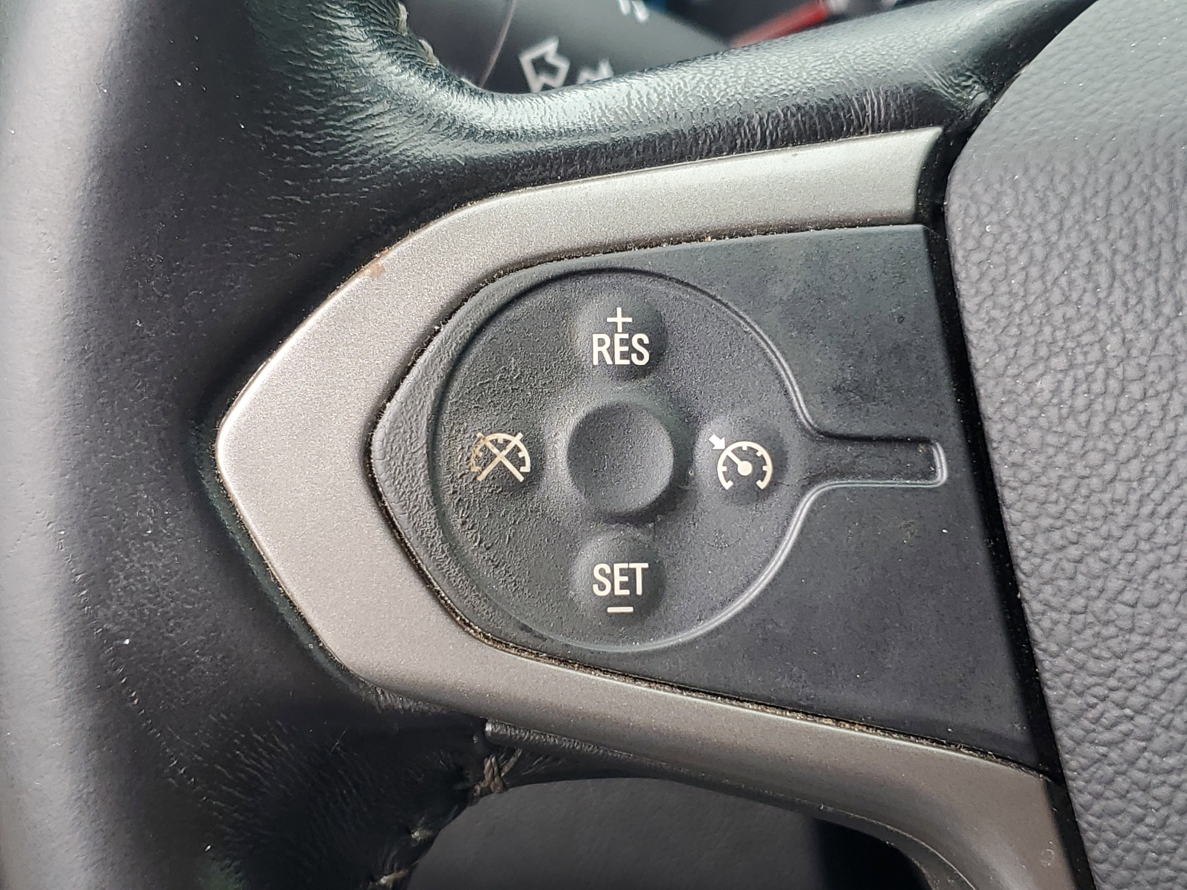 Used 2018 Chevrolet Colorado Z71 image 17