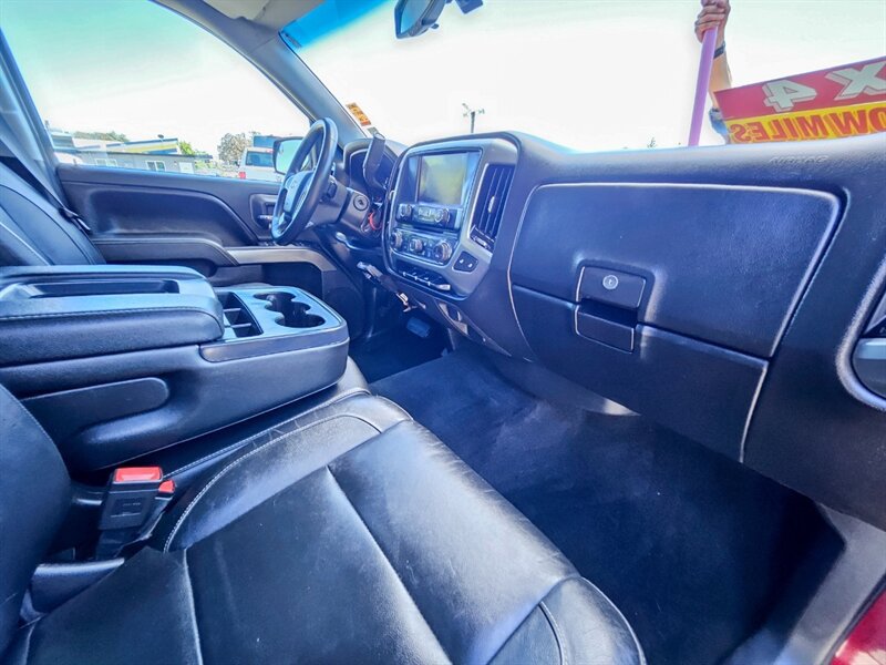 Used 2017 Chevrolet Silverado 1500 LT w/ All Star Edition AWD/4WD image 17