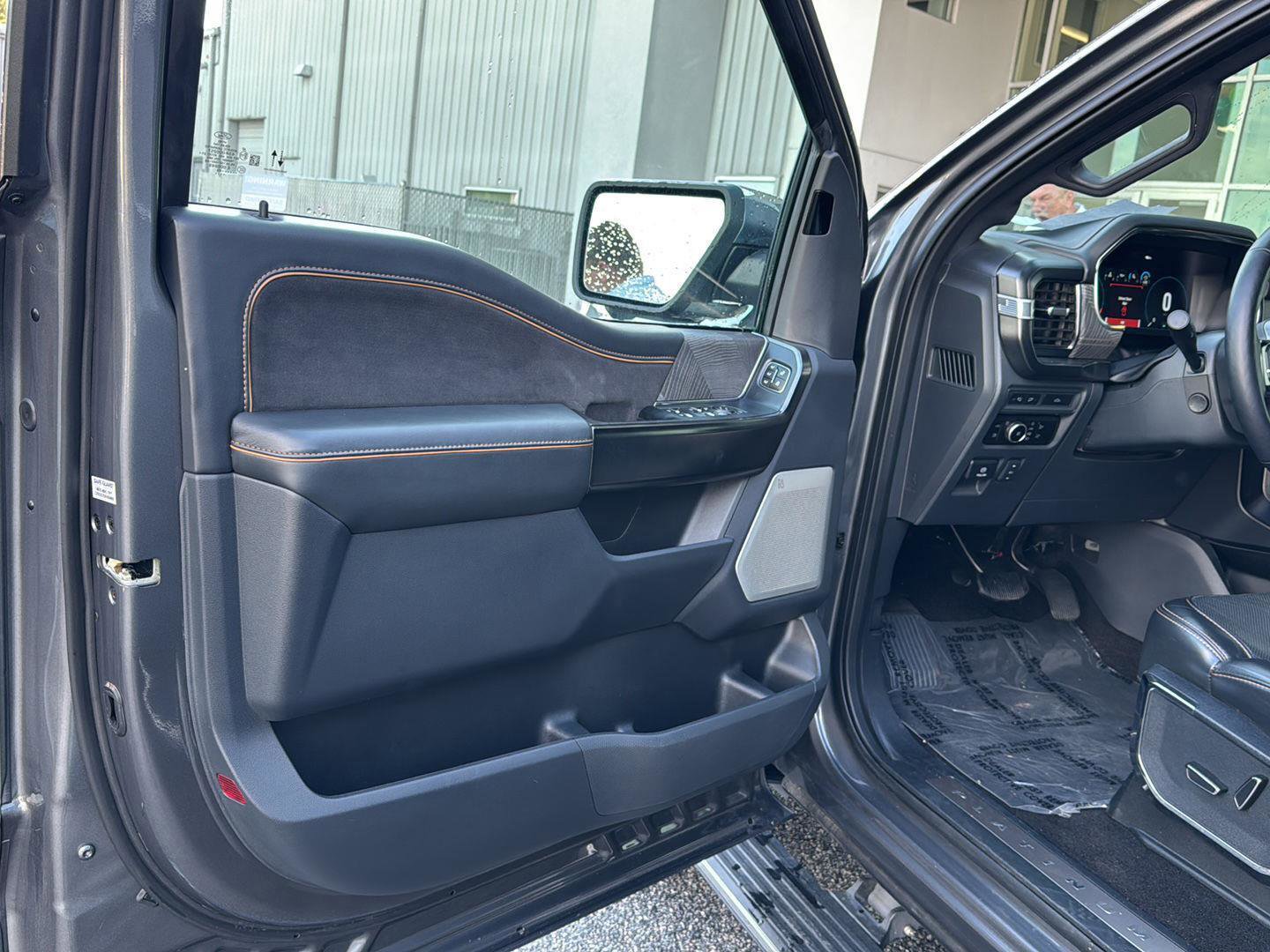 Certified 2023 Ford F150 Platinum w/ Equipment Group 701A High image 14