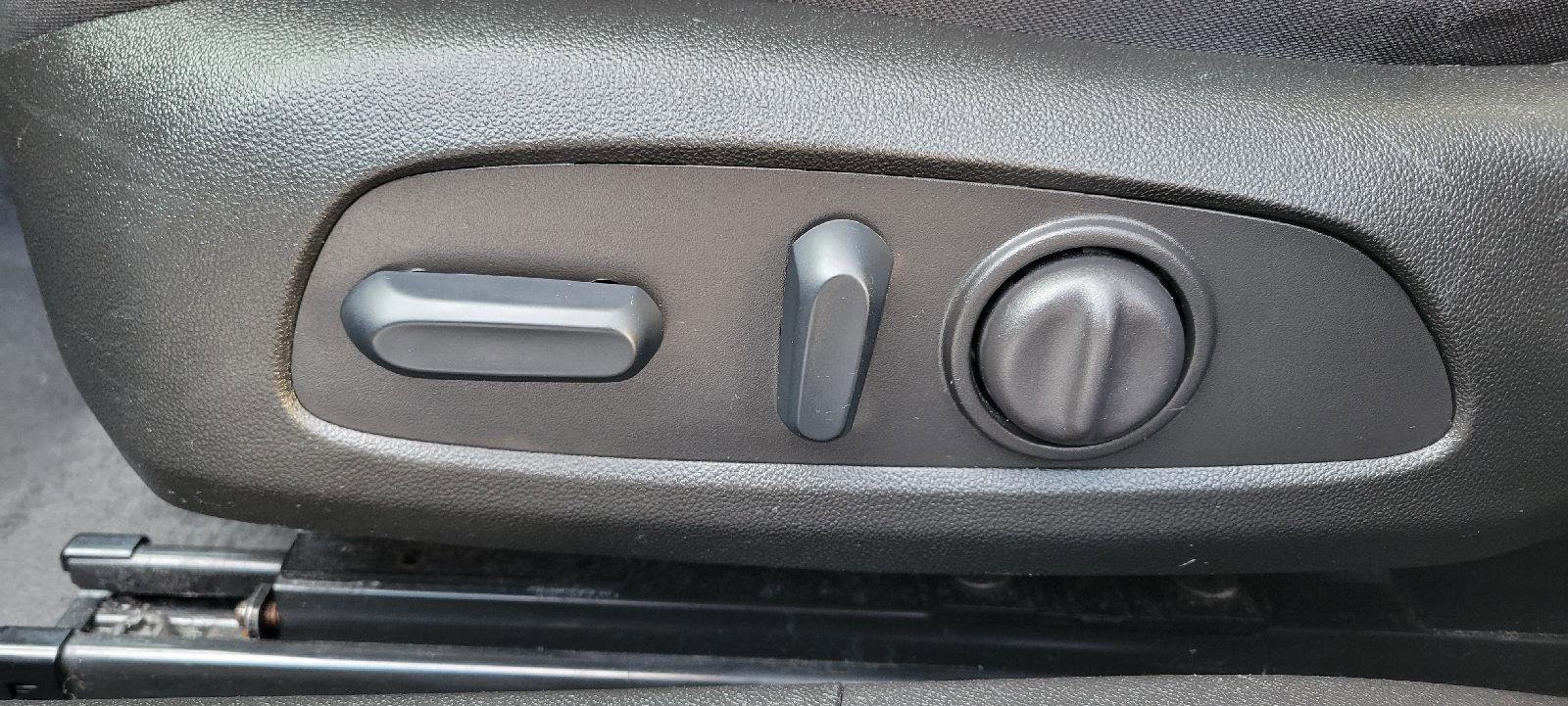 Used 2024 Chevrolet Malibu LT image 9
