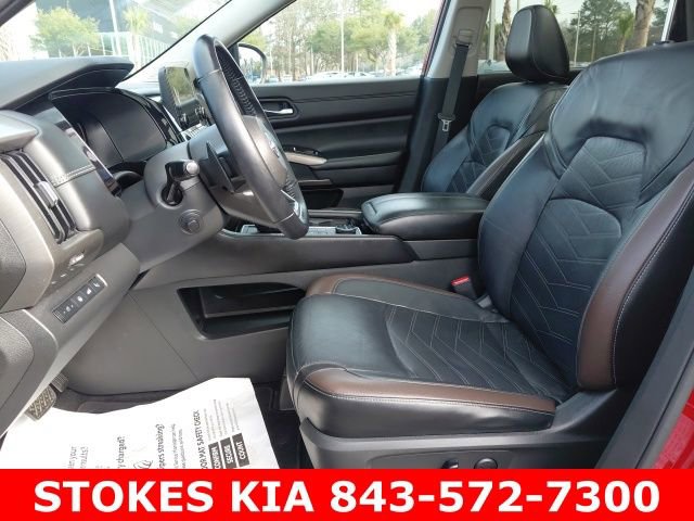 Used 2022 Nissan Pathfinder Platinum w/ Lighting Package (N93) AWD/4WD image 25