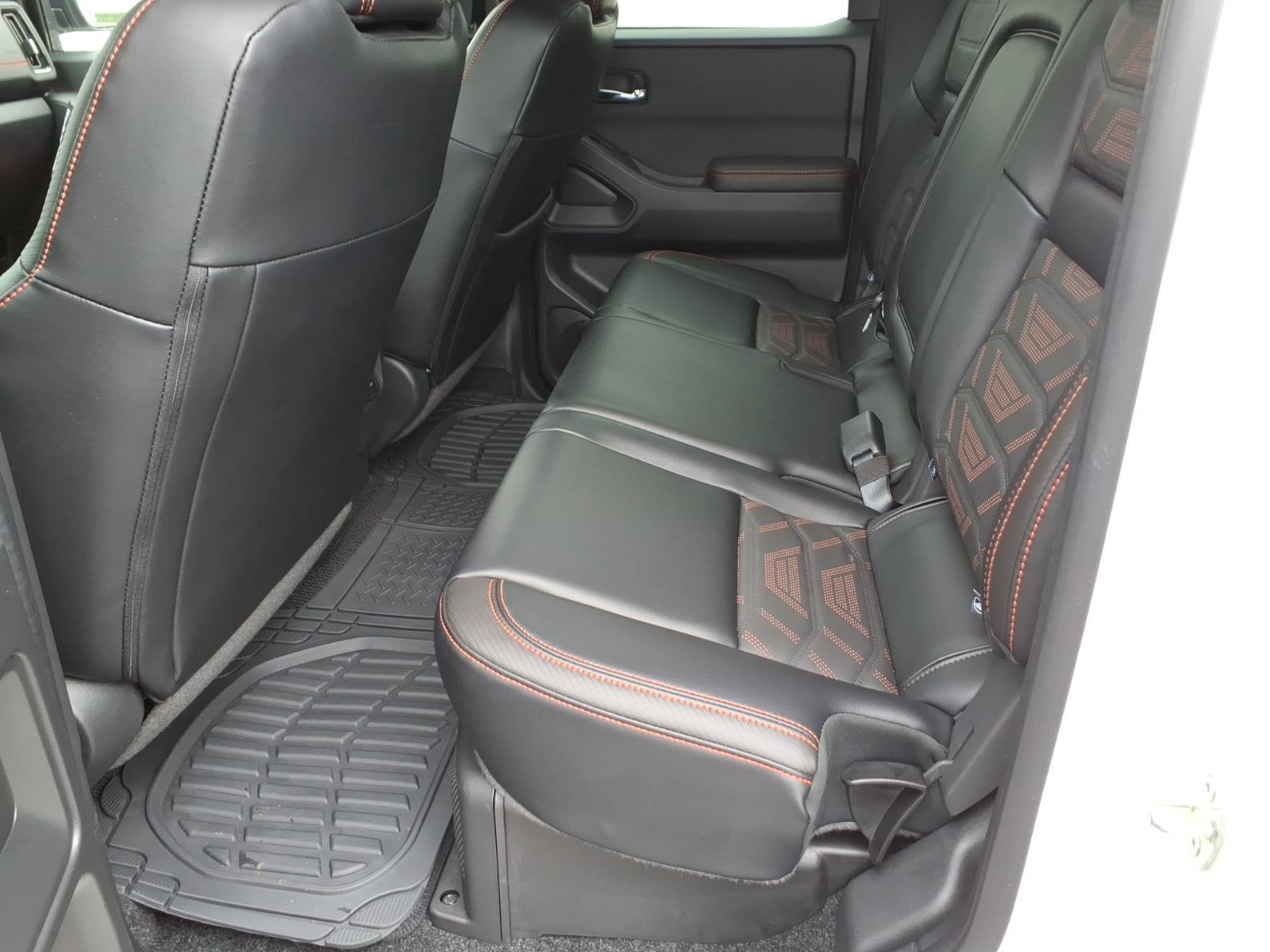 Used 2025 Nissan Frontier PRO-4X w/ Pro Premium Package AWD/4WD image 25