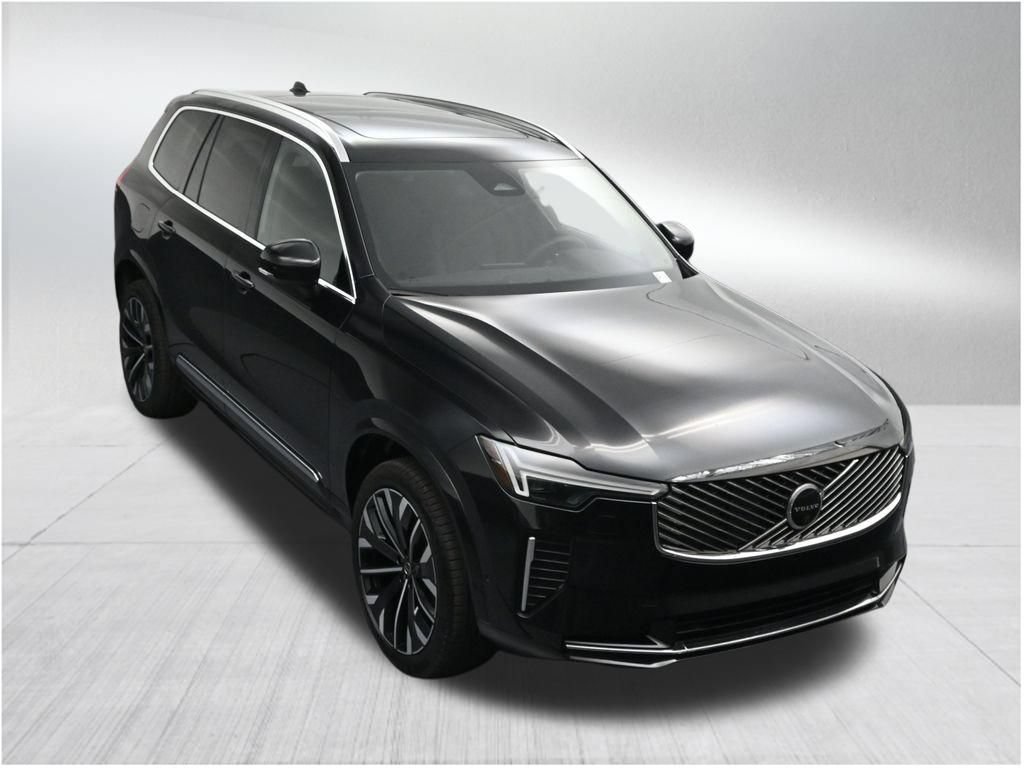 New 2026 Volvo XC90 B6 Plus w/ Protection Package AWD/4WD image 19