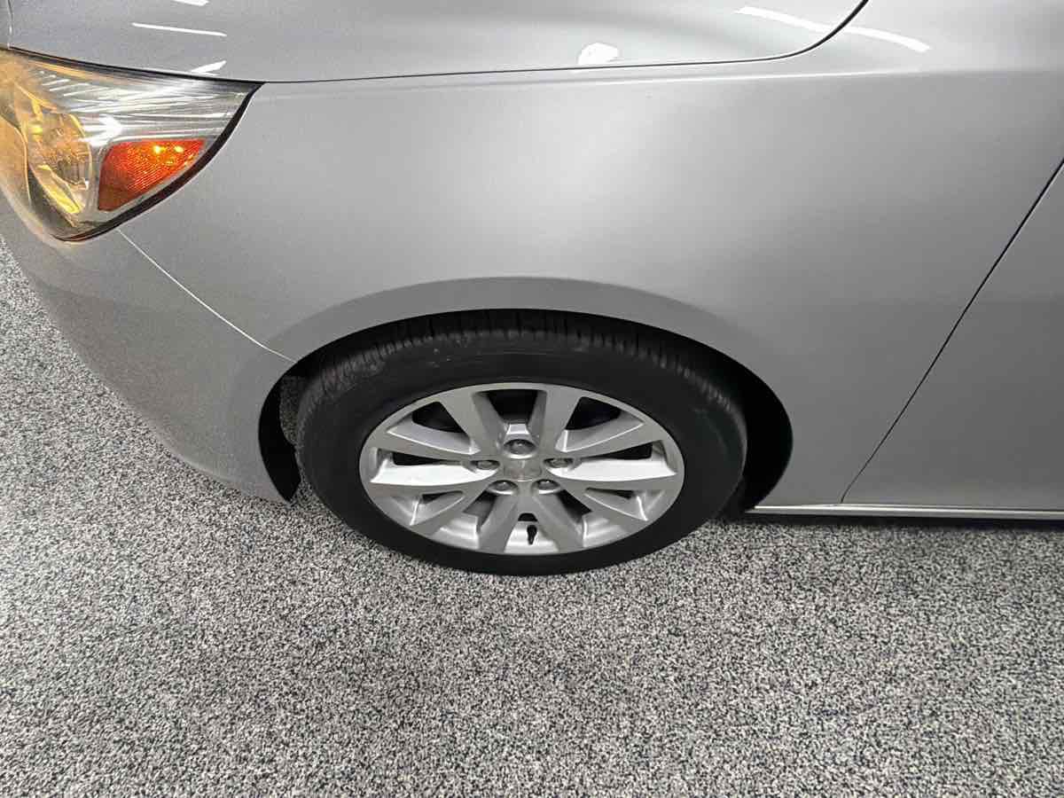 Used 2016 Chevrolet Malibu LTZ image 38