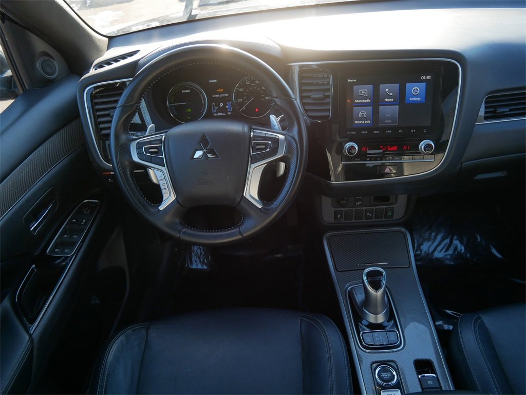 Used 2020 Mitsubishi Outlander SEL image 13