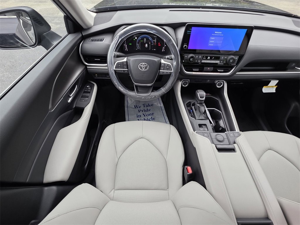 New 2026 Toyota Grand Highlander XLE image 6