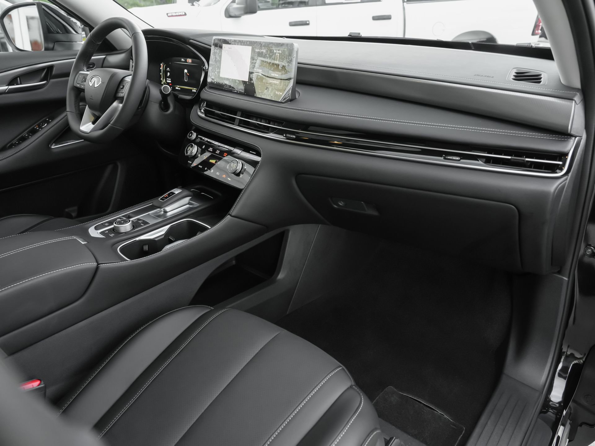 Certified 2026 INFINITI QX60 Luxe w/ Cargo Package FWD image 38