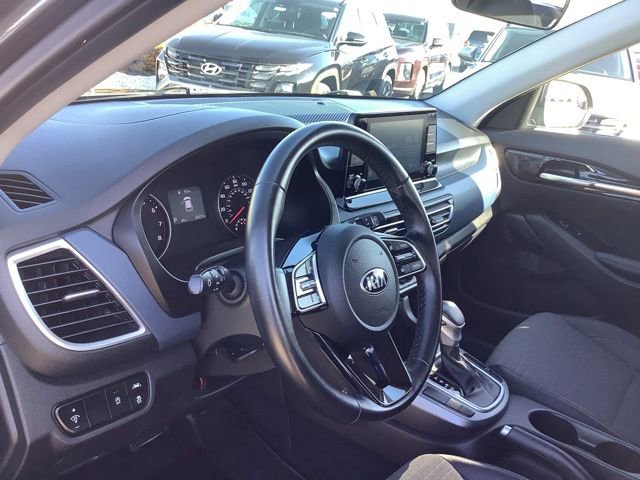 Used 2021 Kia Seltos S image 14