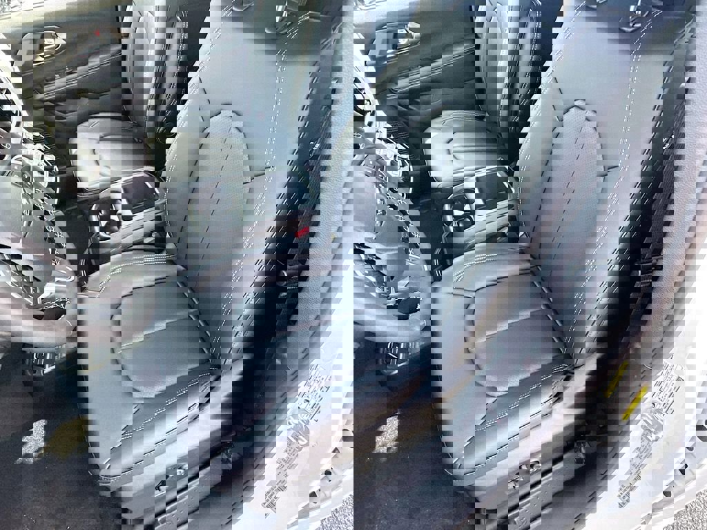 New 2026 Chrysler Voyager LX image 27