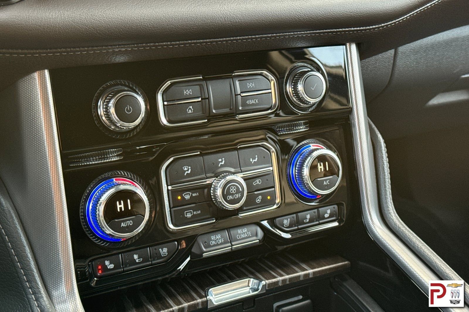 Certified 2024 GMC Yukon XL Denali image 26