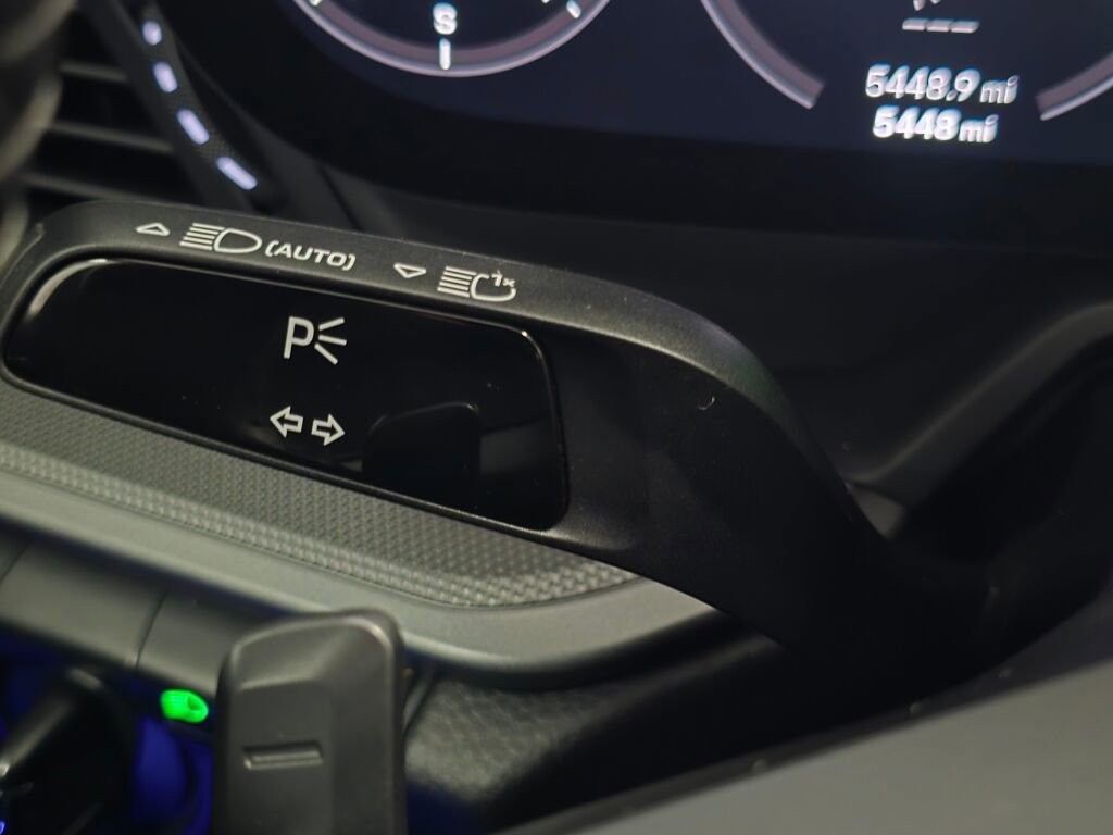 Certified 2022 Porsche 911 Carrera image 39